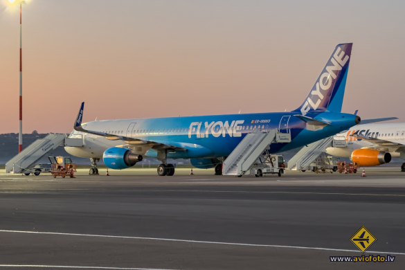 Airbus A321-211